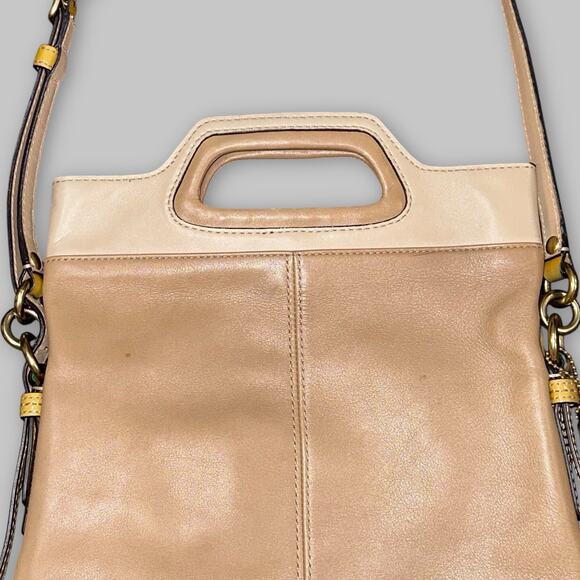 Coach Tan & Cream Leather Shoulder Tote Bag with Cutout Handles - Picture 4 of 7